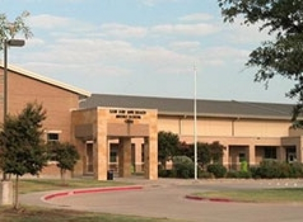 Roach Middle School - Frisco ISD
